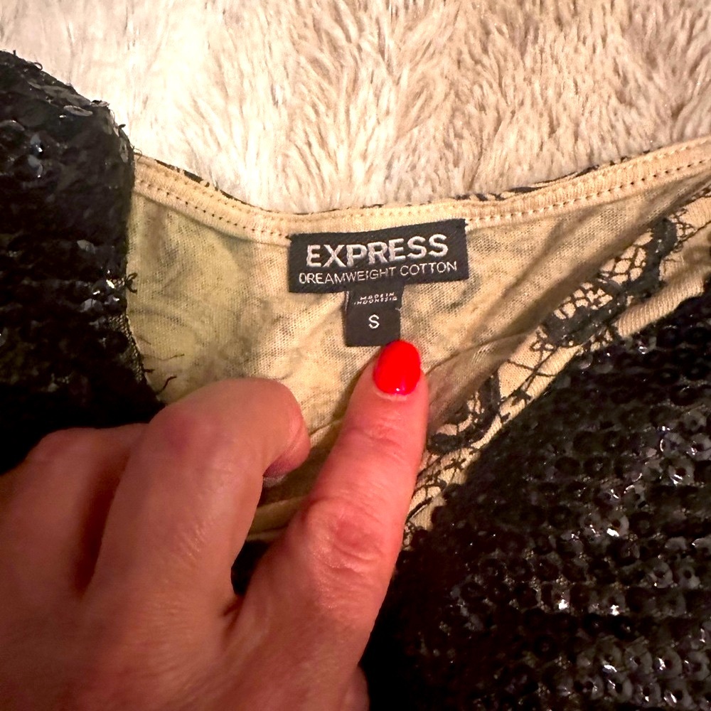 Express top - Picture 2 of 2